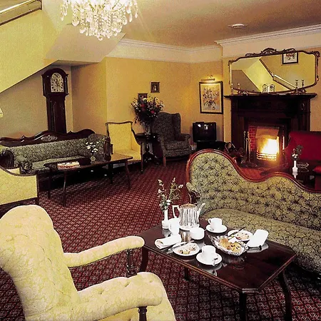 Earls Court House 킬라니