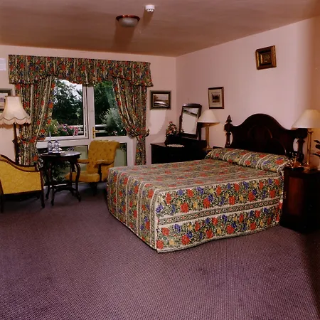 Earls Court House 4* Killarney