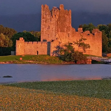 Earls Court House 4* Killarney