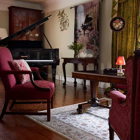 Guest house Earls Court House 4*