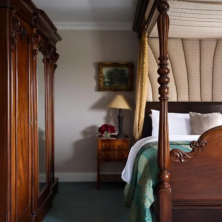 Guest house Earls Court House Killarney