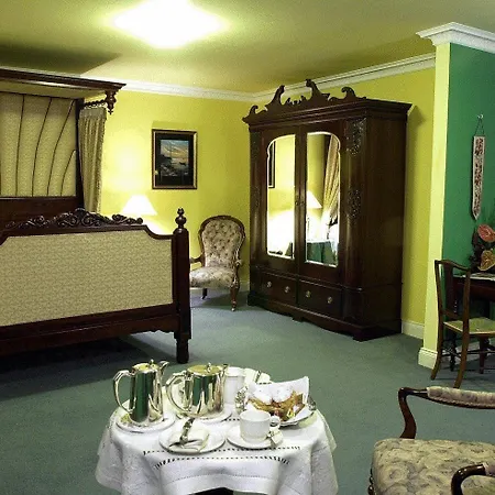 Earls Court House Killarney