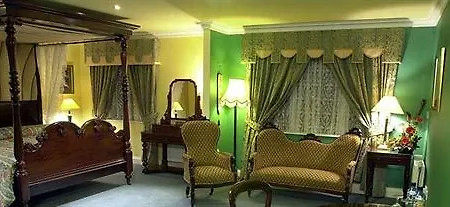 Guest house Earls Court House 4*