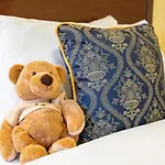 Earls Court House بيت ضيافة 4*