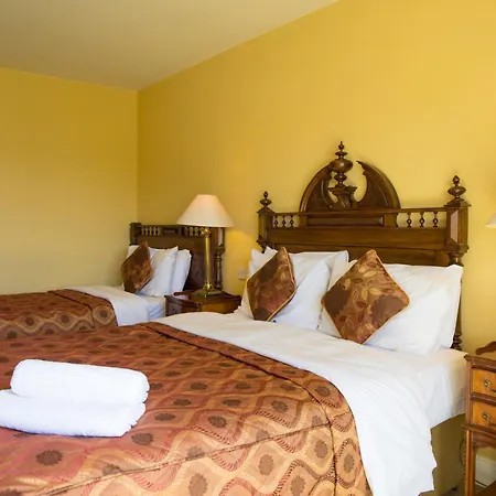 Earls Court House Гостевой дом